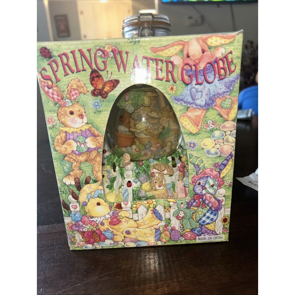 Easter Bunny Musical Water Globe Egg Plays Peter Cottontail Glitter Spring
